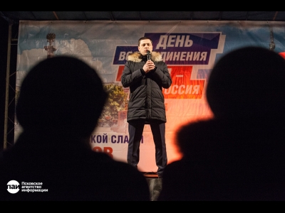 Выступление Михаила Ведерникова на митинге в день выборов президента Российской Федерации. Фото: Дарья Хваткова