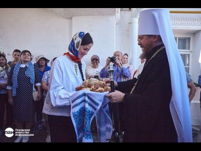 Встреча нового митрополита Псковского и Порховского Тихона Шевкунова. Фото: Дарья Хваткова