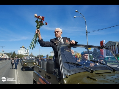Парад Победы 9 мая в Пскове. Фото: Дарья Хваткова