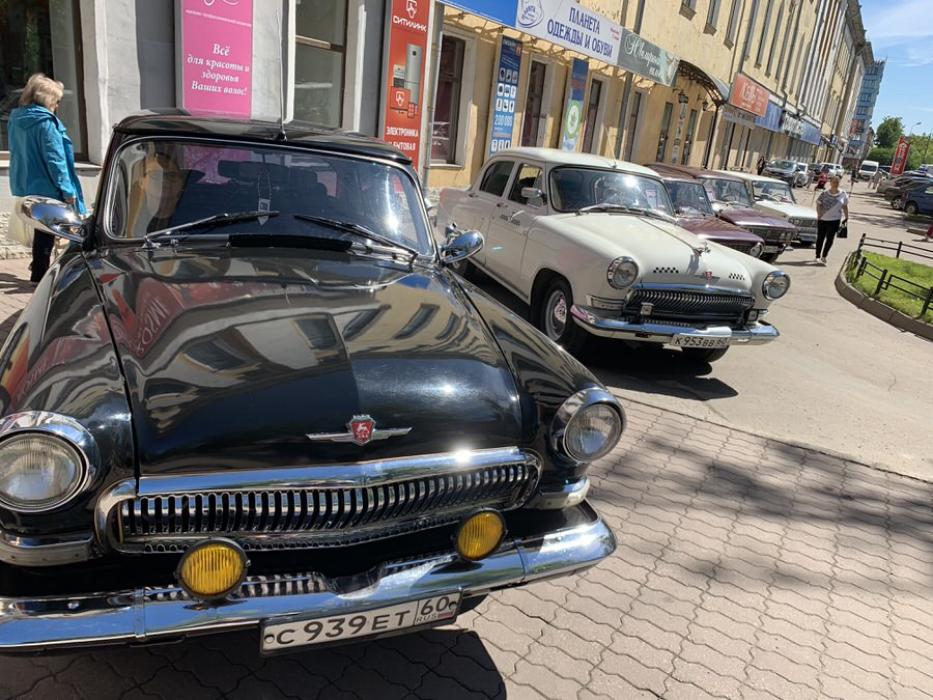 День защиты детей в "Акваполисе", "Максимусе" и "ПИК60"