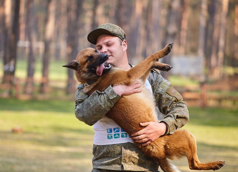 Конкурс для кинологов ВДВ "Верный друг"