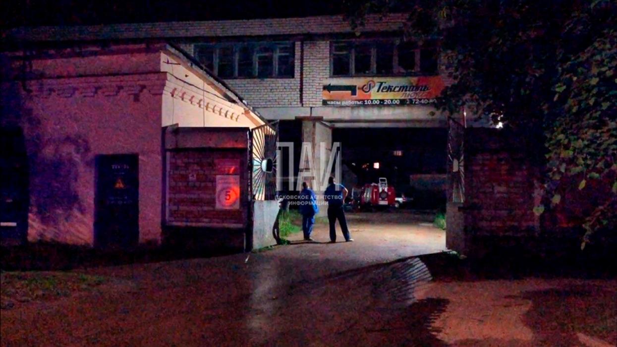  Возгорание грузовика «Великолукского мясокомбината» на улице Школьной 