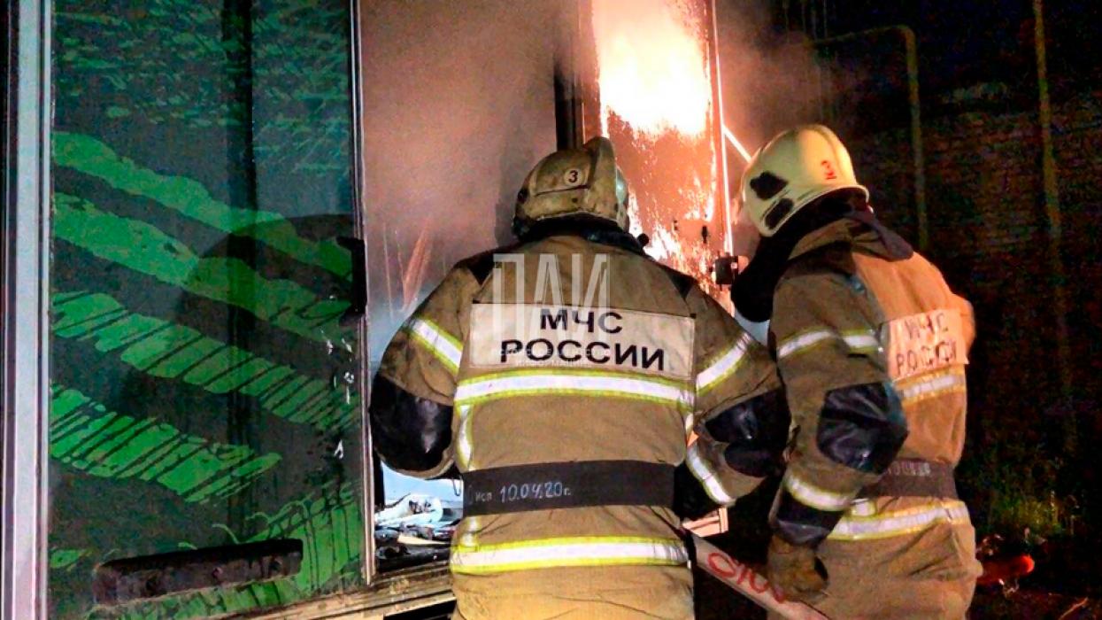  Возгорание грузовика «Великолукского мясокомбината» на улице Школьной 