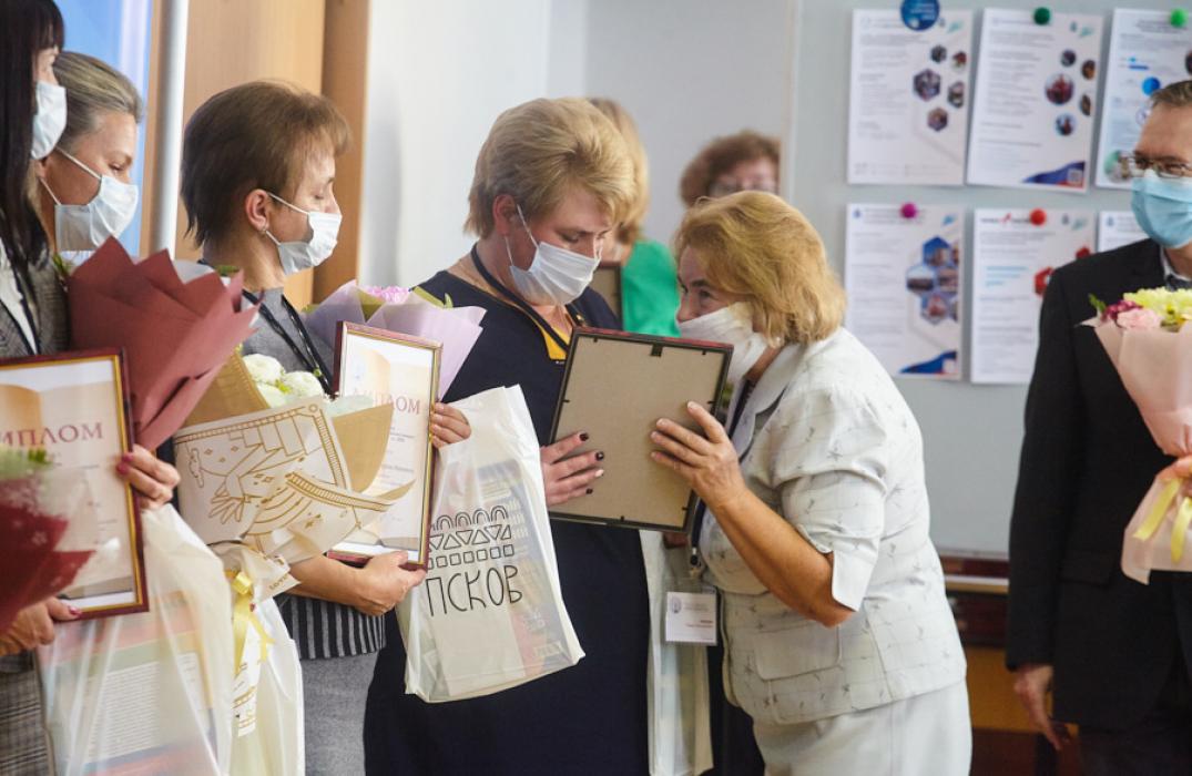 Награждение победителей конкурса «Воспитатель года 2020»