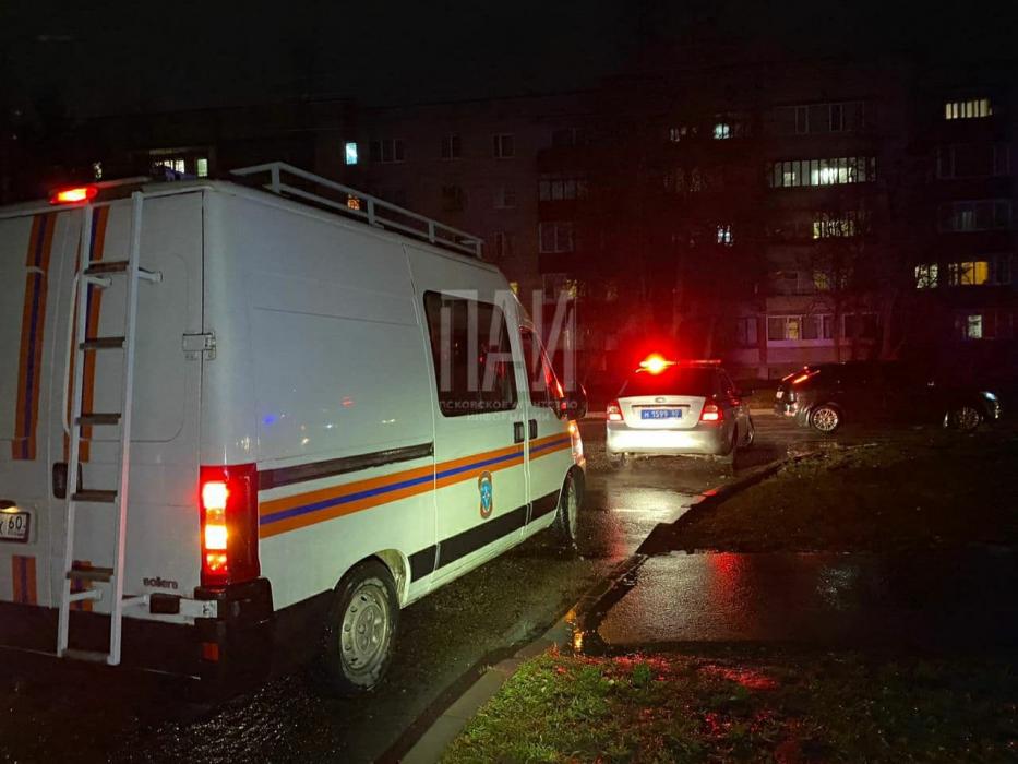 Публикуем фоторепортаж с места аварии на улице Труда