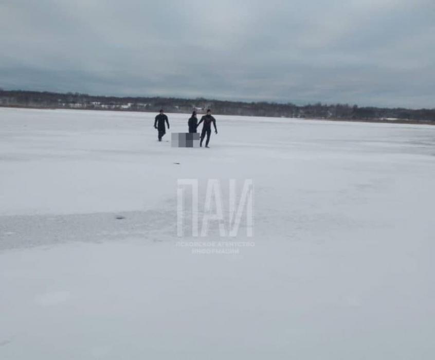 Тело рыбака извлекли из воды в Опочецком районе