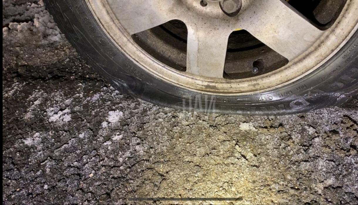 Водителя без прав задержали полицейские после погони со стрельбой в Пскове