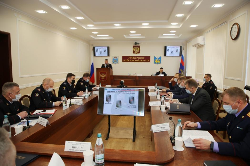 Полицейские подвели итоги работы в 2020 году