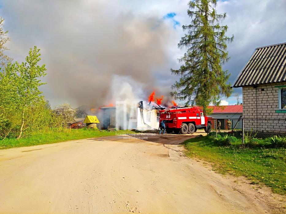 Дом загорелся в Красногородском районе 