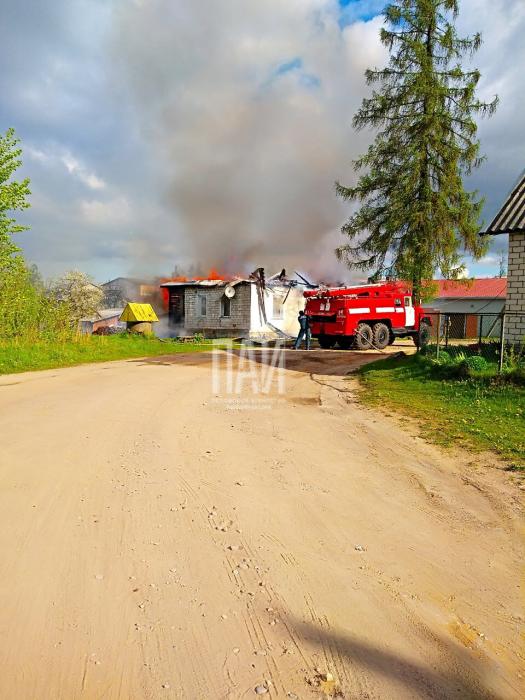 Дом загорелся в Красногородском районе 