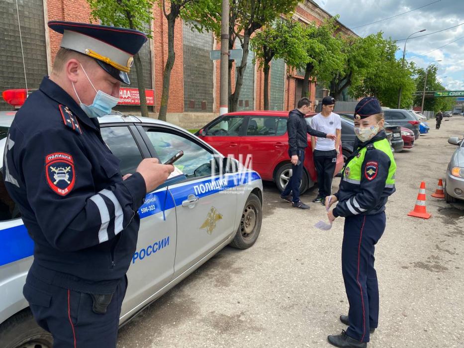 Ребёнок попал под колёса автомобиля в Пскове 