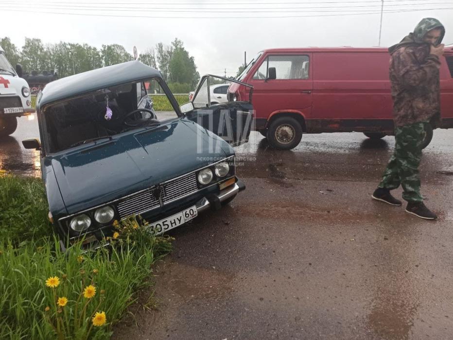 ДТП в Дно
