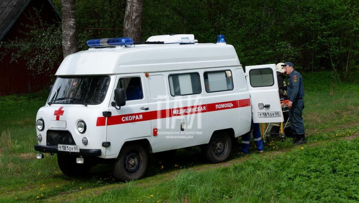 Три человека пострадали в результате ДТП в Островском районе