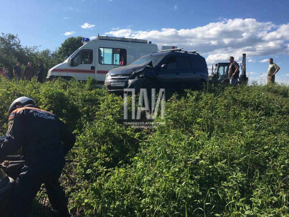 Водитель автомобиля ВАЗ-21010 пострадала в результате ДТП 