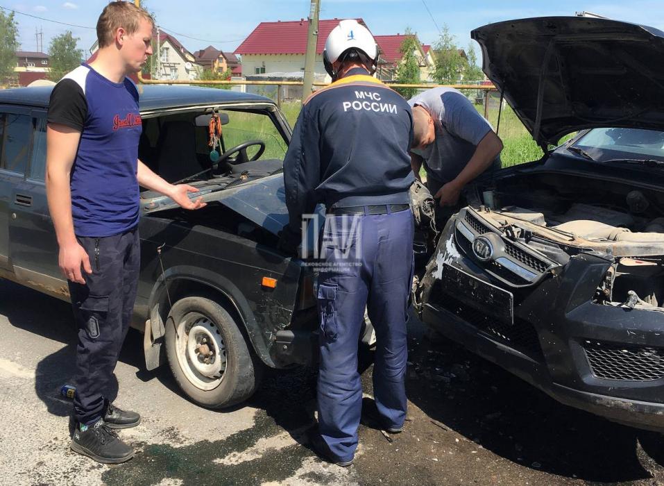 Водитель пострадал при ДТП в Псковском районе 