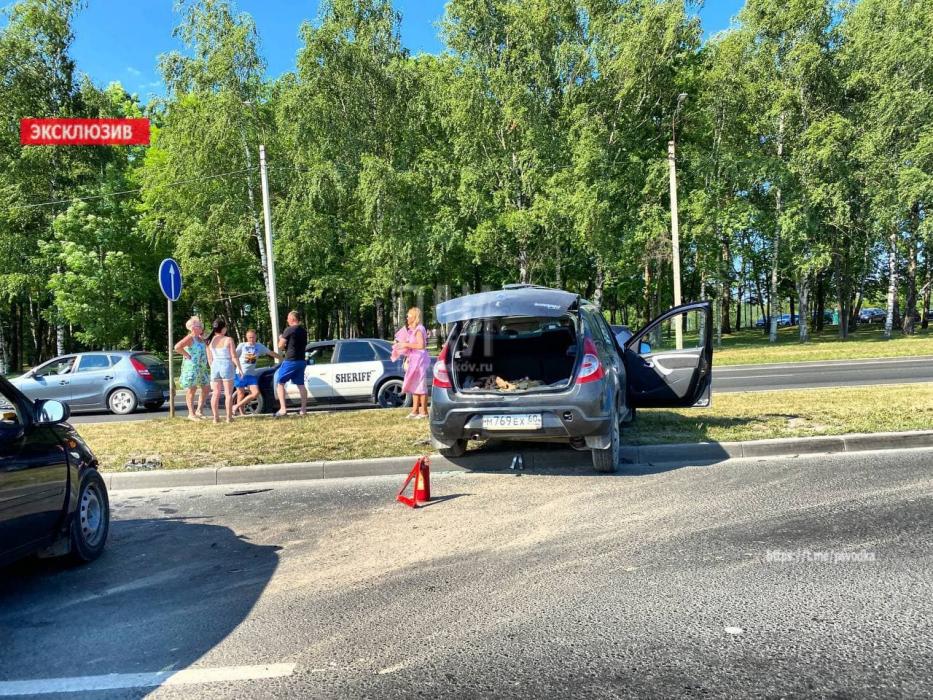 Мужчина пострадал в результате ДТП на улице Великорецкой в Пскове