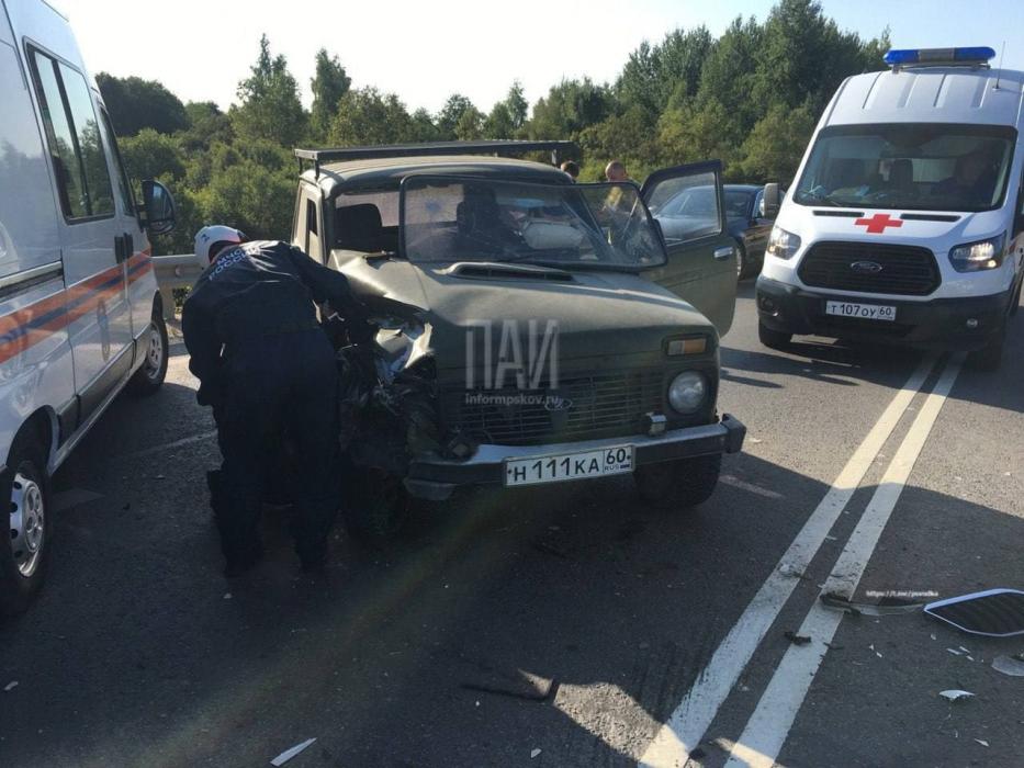 ДТП с пострадавшим в Псковском районе