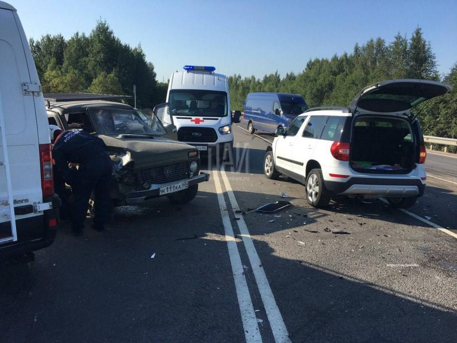 ДТП с пострадавшим в Псковском районе