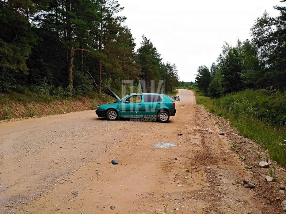 Два человека пострадали в ДТП в Красногородском районе
