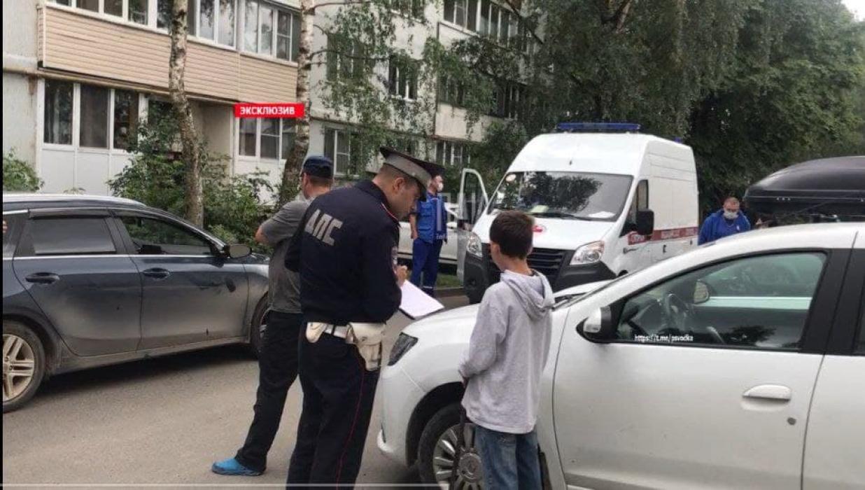 Ребенка на велосипеде сбили во дворе жилого дома в Пскове