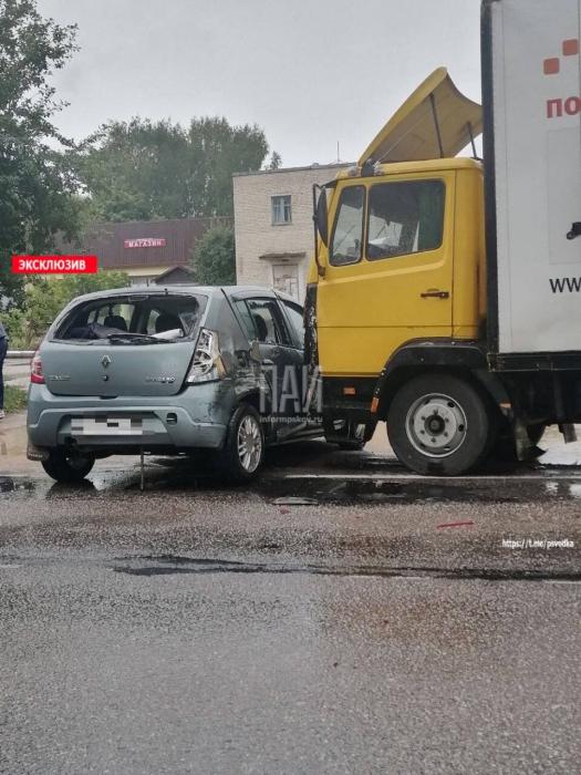 Тройное ДТП в Порховском районе