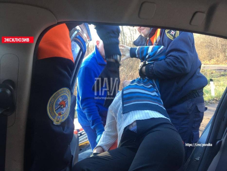 Три человека пострадали в ДТП на трассе Псков – Гдов