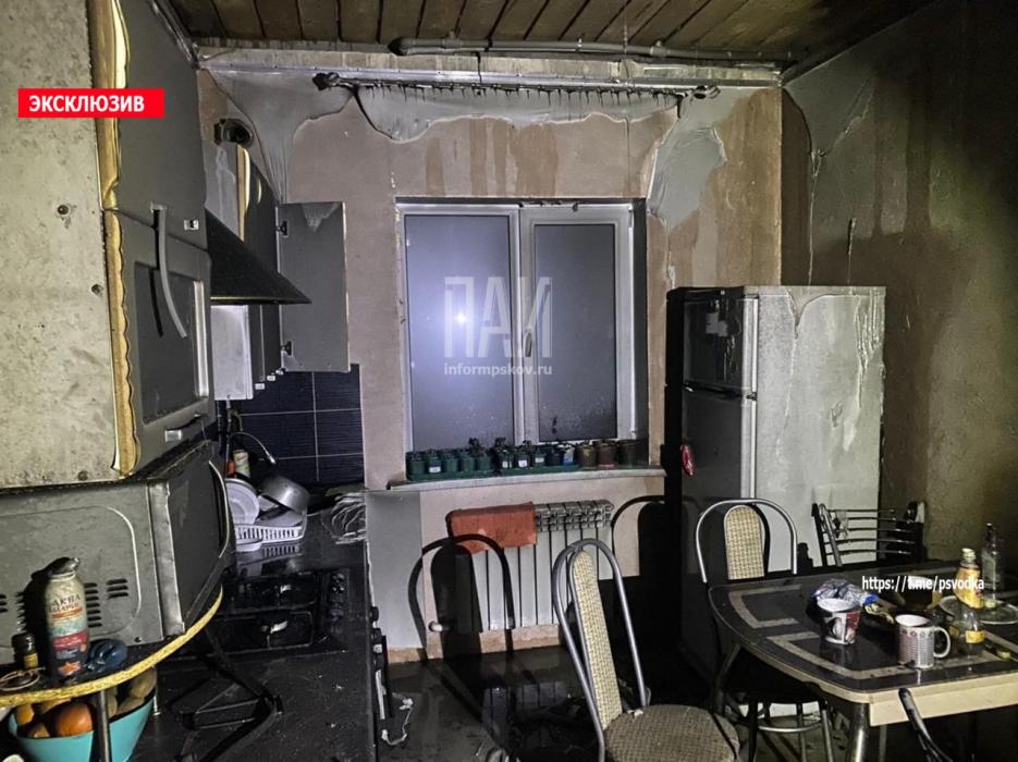Жилой дом сгорел в Великих Луках
