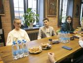 Фоторепортаж: Встреча Михаила Ведерникова с победителями конкурса «Большая перемена – 2021»