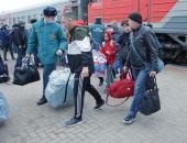 Фоторепортаж: В Псков прибыли более 400 беженцев с Украины