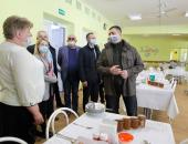 Фоторепортаж: Михаил Ведерников с рабочей поездкой посетил Невельский район