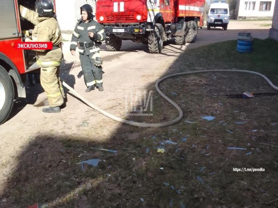 Взрыв газового баллона произошел в Порховском районе