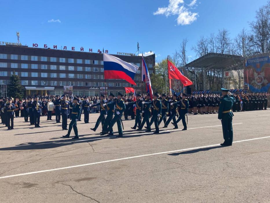 Парад Победы в Великих Луках