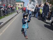 ФОТОРЕПОРТАЖ: «Бессмертный полк» на марше в Пскове