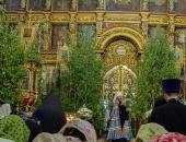  Фоторепортаж: Праздник Святой Троицы в Пскове 