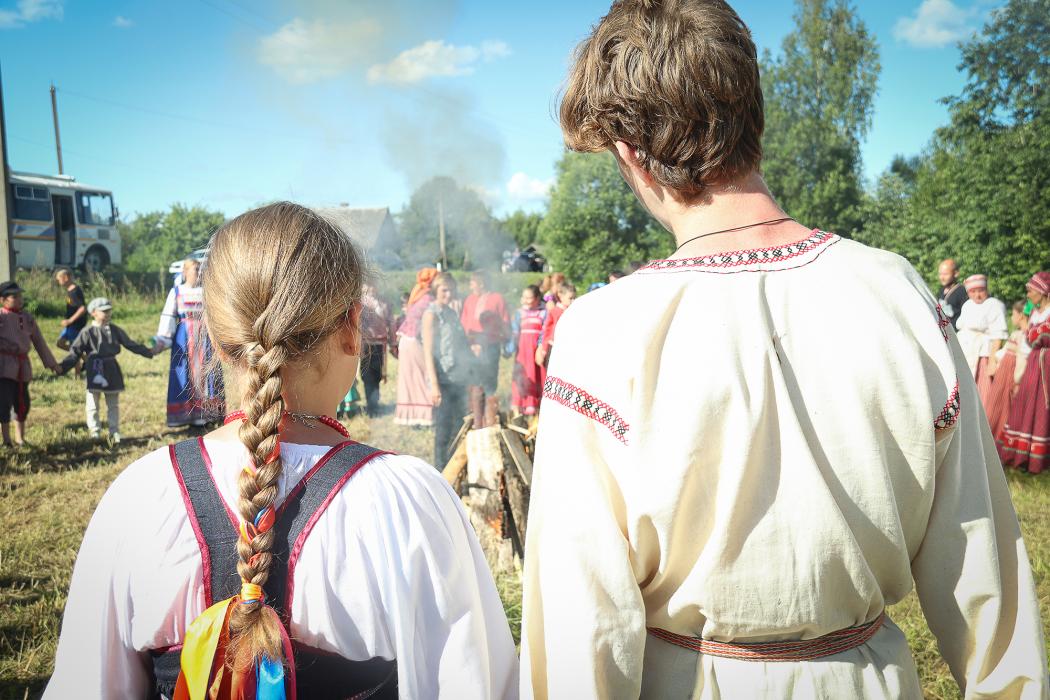 ФОТОРЕПОРТАЖ Фольклорный фестиваль «Знак Русского» прошёл в Усвятском районе
