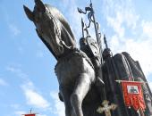 ФОТОРЕПОРТАЖ Крестный ход в Пскове