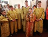 ФОТОРЕПОРТАЖ Пасхальное богослужение в Пскове