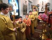 ФОТОРЕПОРТАЖ Пасхальное богослужение в Пскове