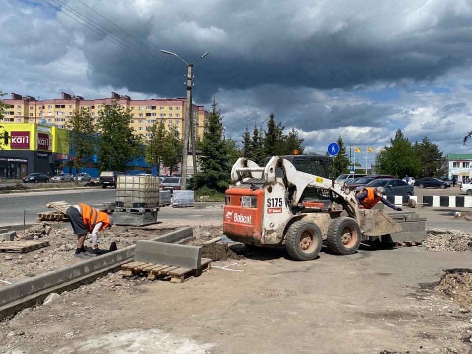 Дорожные работы на улице Труда