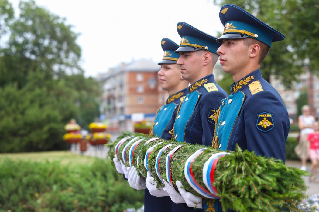 Торжественно-траурный церемониал прошёл в Пскове в День памяти и скорби