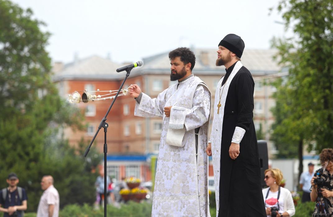 Торжественно-траурный церемониал прошёл в Пскове в День памяти и скорби