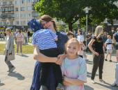 ФОТОРЕПОРТАЖ. Флешмоб «Мы – Россия!» в Пскове
