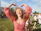 ФОТОРЕПОРТАЖ. Общегородской выпускной в Пскове