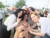 ФОТОРЕПОРТАЖ. Общегородской выпускной в Пскове