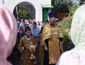 ФОТОРЕПОРТАЖ. Крестный ход вокруг Пскова