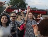 ФОТОРЕПОРТАЖ. Общегородской выпускной в Пскове