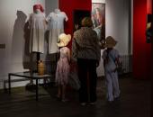 ФОТОРЕПОРТАЖ. Выставка народного костюма в Изборске