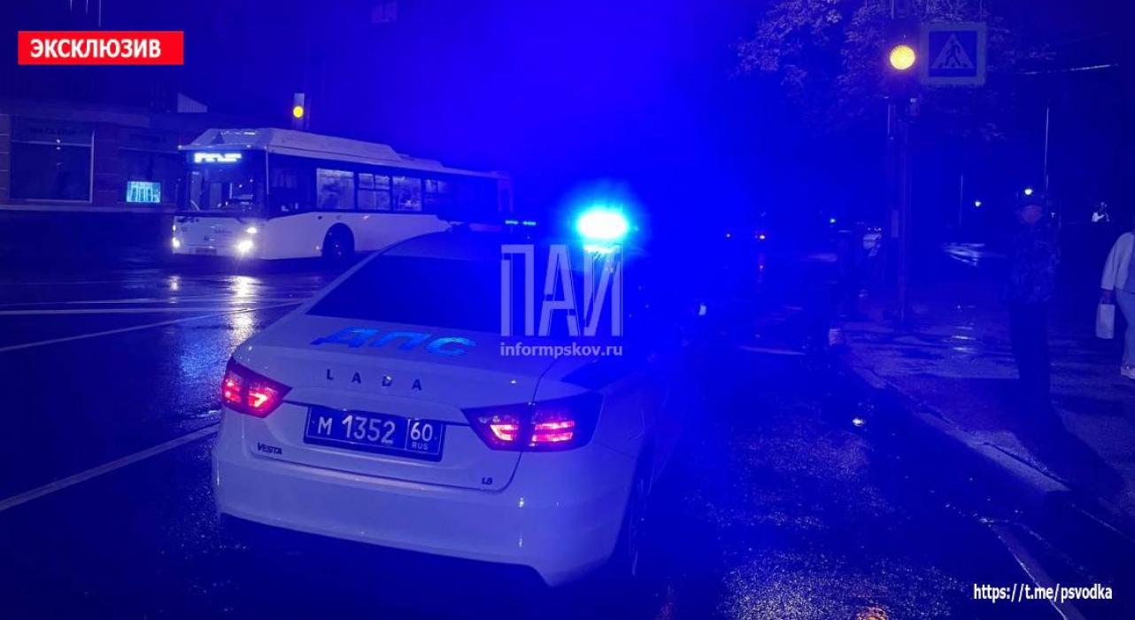 Подростка сбили в Пскове