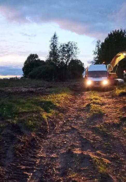 Автодорогу Большое Загорье – Бор Гора – Мелетово ремонтируют в Псковском районе