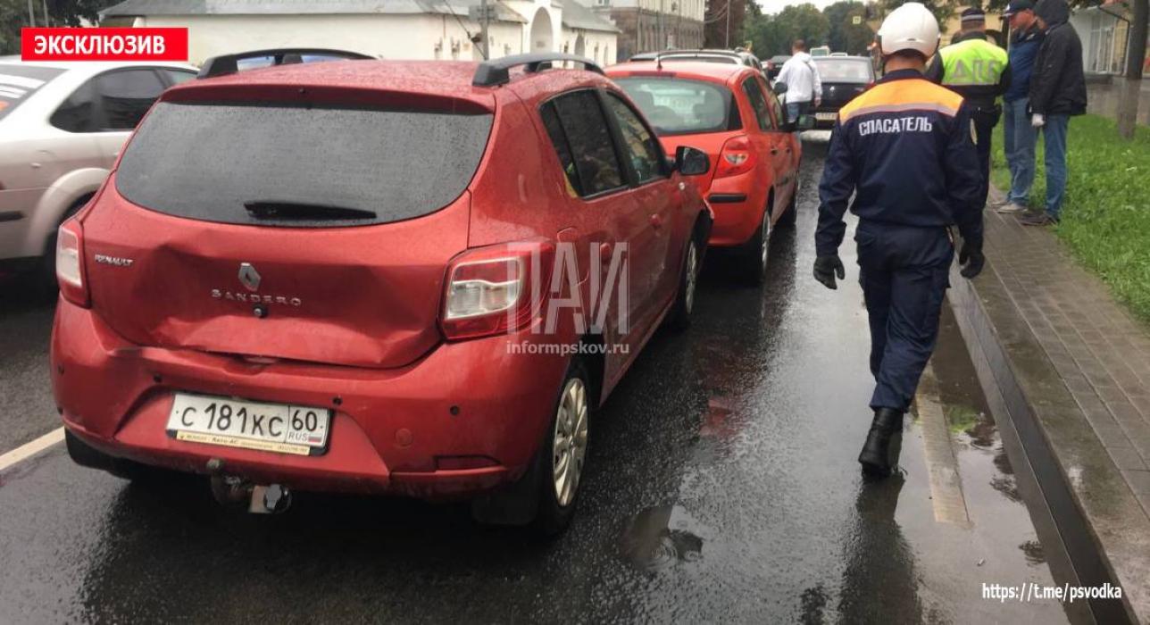56-летний пешеход пострадал после ДТП в центре Пскова   